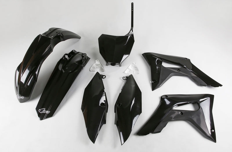 UFO Plast PLASTIC KIT, BLK/BLK