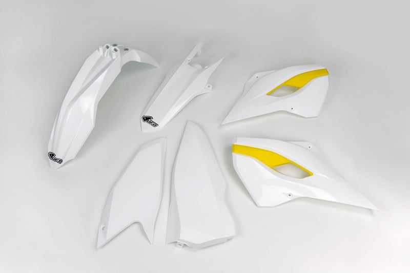 UFO Plast PLASTIC KIT, WHT/YEL