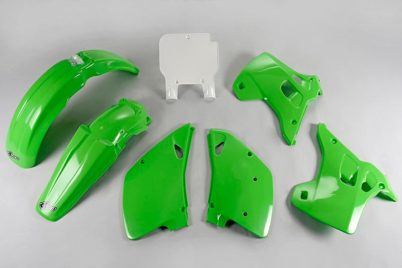UFO Plast PLASTIC KIT, OEM/OEM