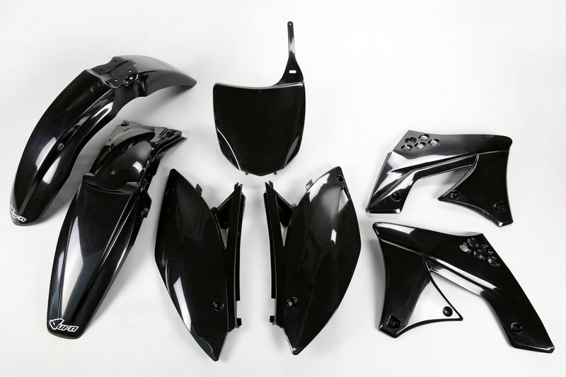 UFO Plast PLASTIC KIT, BLK/BLK