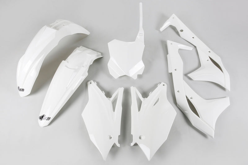 UFO Plast PLASTIC KIT, WHT/WHT