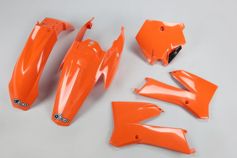 UFO Plast PLASTIC KIT, OEM/OEM