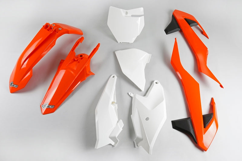 UFO Plast PLASTIC KIT, OEM/OEM