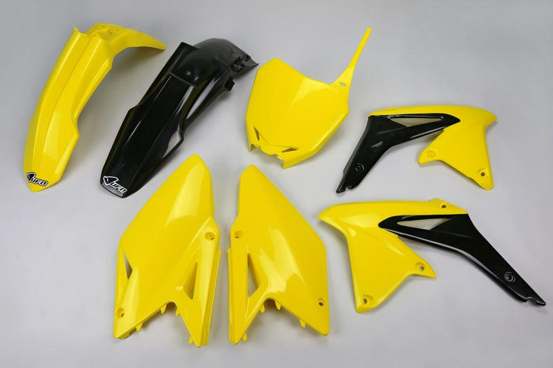 UFO Plast PLASTIC KIT, REP/REP