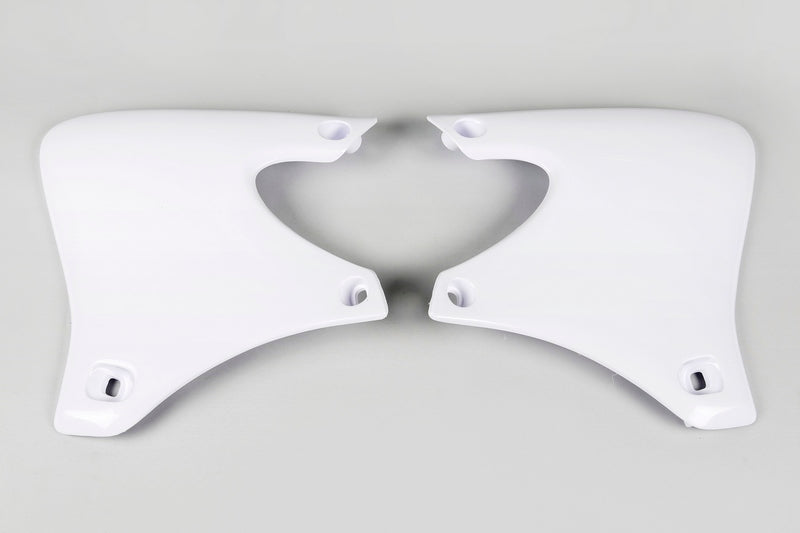 UFO Plast PLASTIC RAD SCOOPS, WHT/WHT