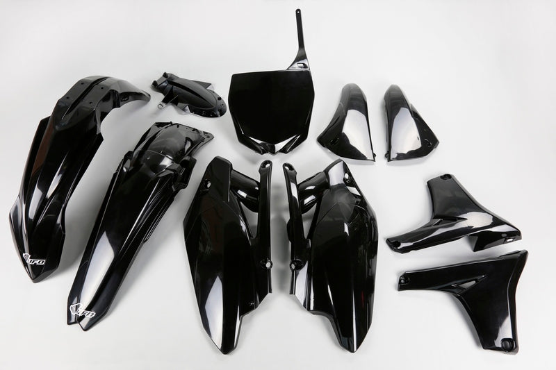 UFO Plast PLASTIC KIT, BLK/BLK