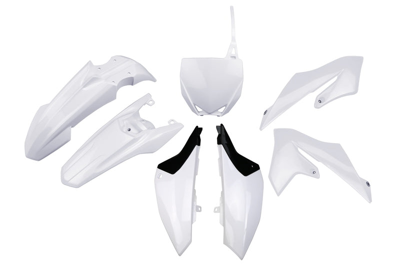 UFO Plast PLASTIC KIT, WHT/WHT