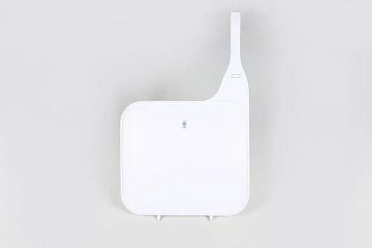 UFO Plast PLASTIC FRONT PLATE, WHT/WHT