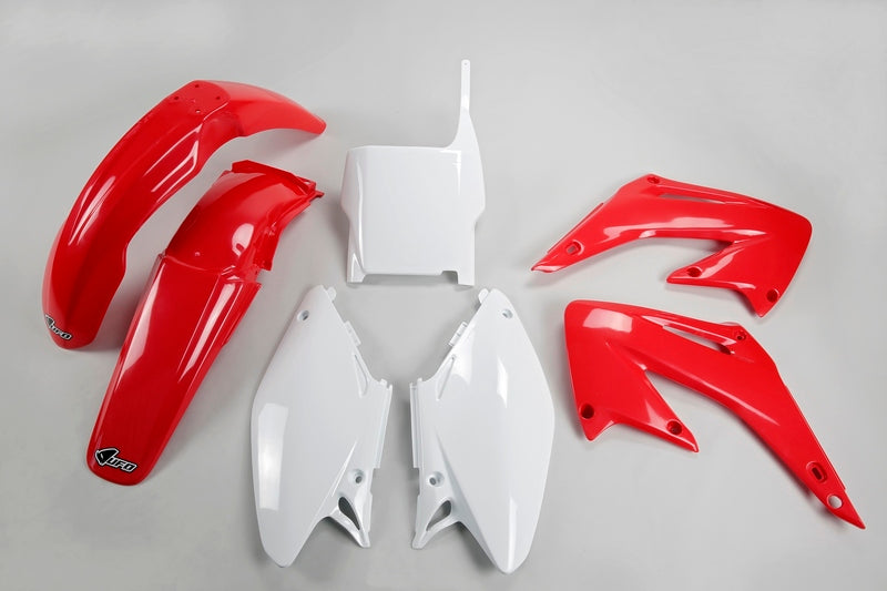 UFO Plast PLASTIC KIT, OEM/OEM