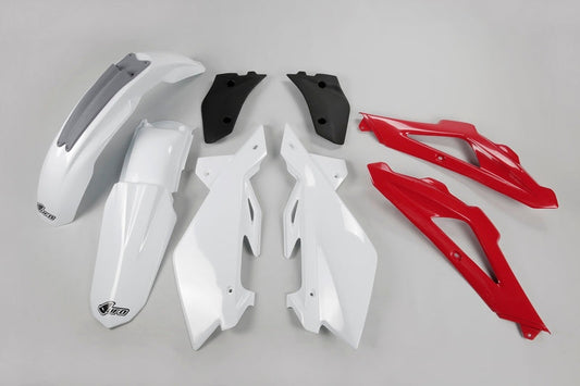 UFO Plast PLASTIC KIT, OEM/OEM