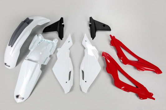 UFO Plast PLASTIC KIT, OEM/OEM