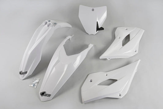 UFO Plast PLASTIC KIT, OEM/OEM