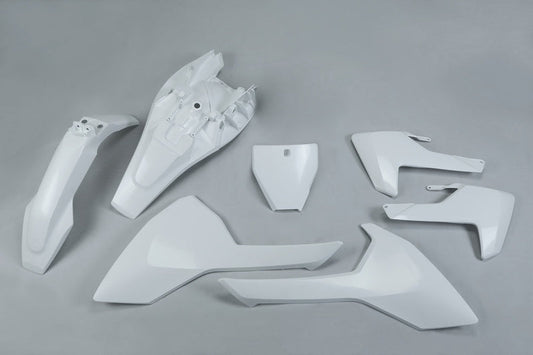 UFO Plast PLASTIC KIT, OEM/OEM