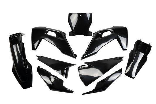 UFO Plast PLASTIC KIT, BLK/BLK