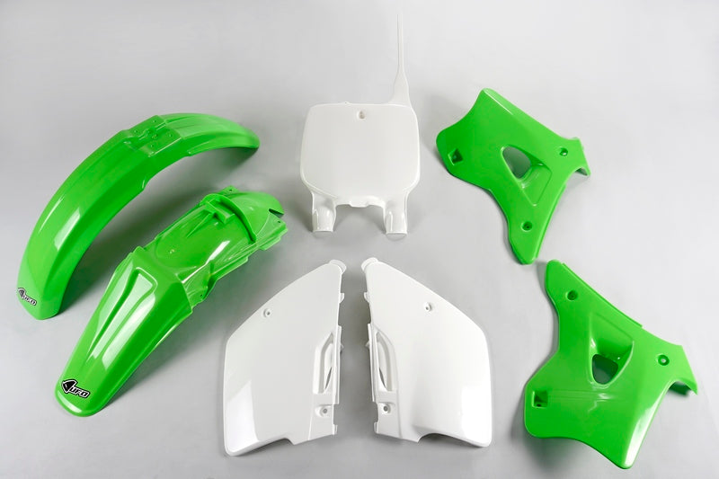 UFO Plast PLASTIC KIT, OEM/OEM