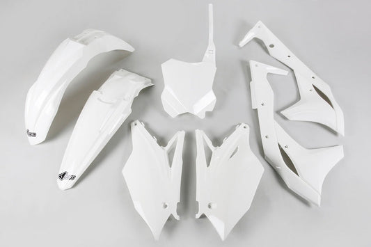 UFO Plast PLASTIC KIT, WHT/WHT
