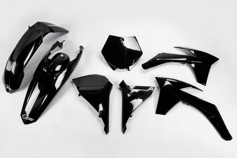 UFO Plast PLASTIC KIT, BLK/BLK