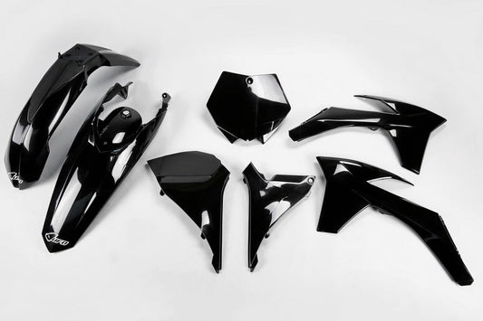 UFO Plast PLASTIC KIT, BLK/BLK