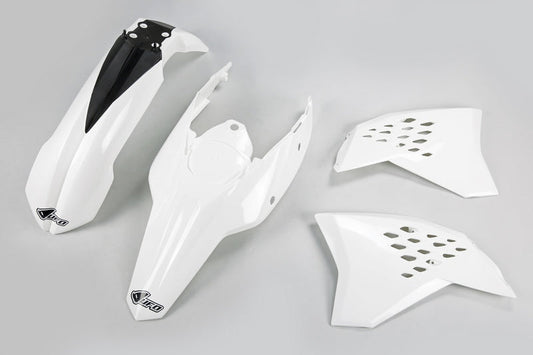 UFO Plast PLASTIC KIT, WHT/WHT