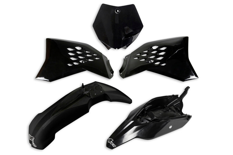 UFO Plast PLASTIC KIT, BLK/BLK