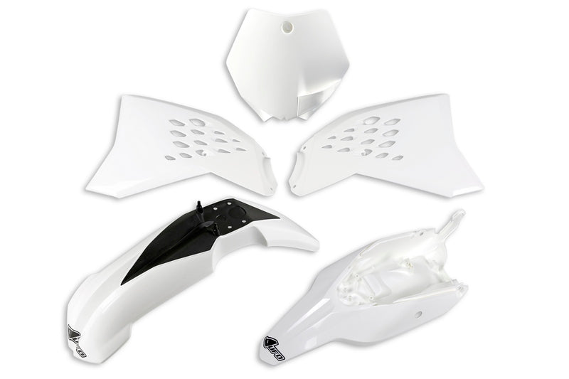 UFO Plast PLASTIC KIT, WHT/WHT