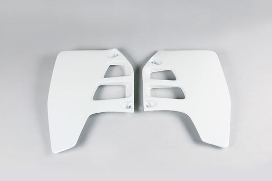 UFO Plast PLASTIC RAD SCOOPS, WHT/WHT