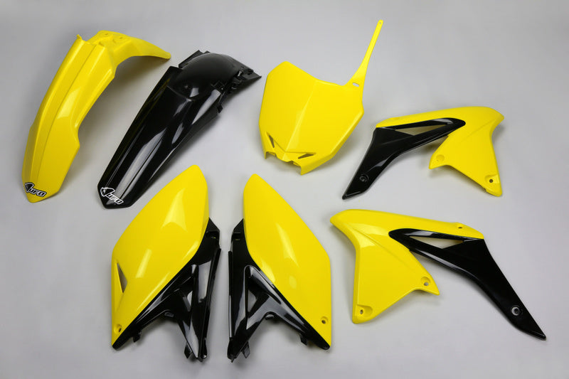 UFO Plast PLASTIC KIT, REP/REP