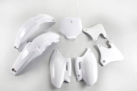 UFO Plast PLASTIC KIT, WHT/WHT