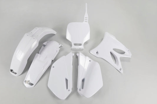 UFO Plast PLASTIC KIT, WHT/WHT