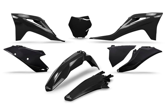 UFO Plast PLASTIC KIT, BLK