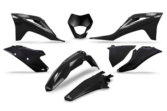 UFO Plast PLASTIC KIT, BLK