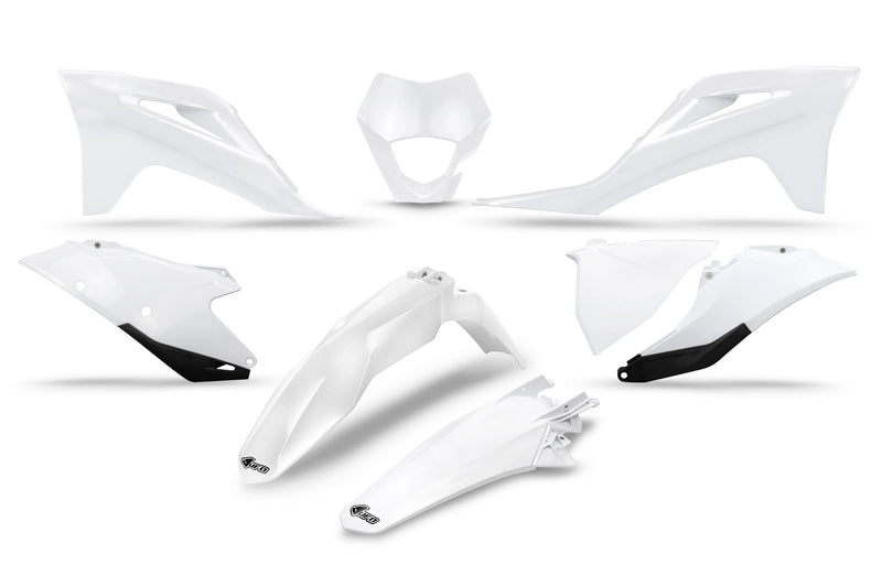 UFO Plast PLASTIC KIT, WHT